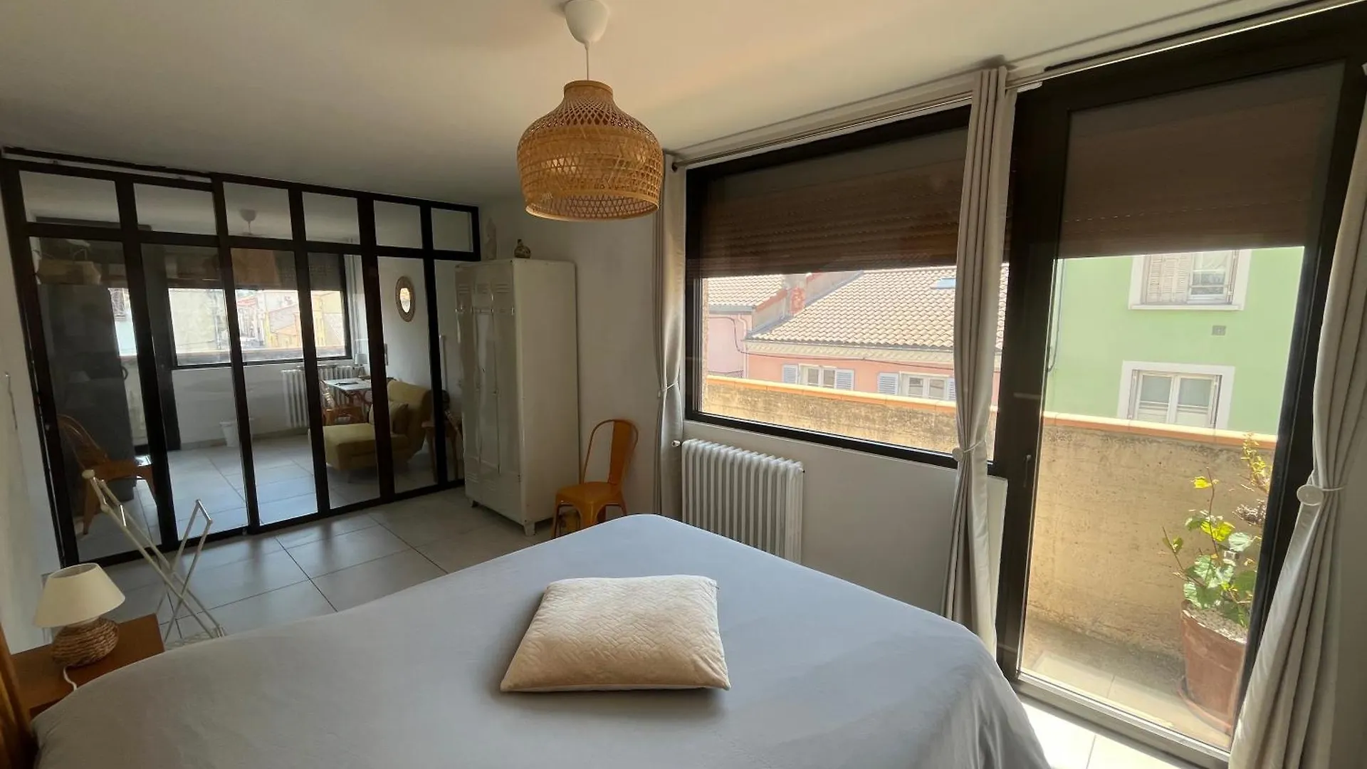 L'Appartement Du Bonheur - Au Coeur Des Volcans D'Auvergne Sur La Route Du Sud Issoire Apartment